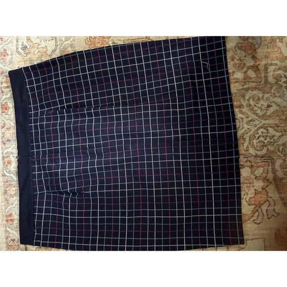Tommy Hilfiger Plaid Skirt NWOT Size 10 preppy academia, old money - Picture 3 of 4